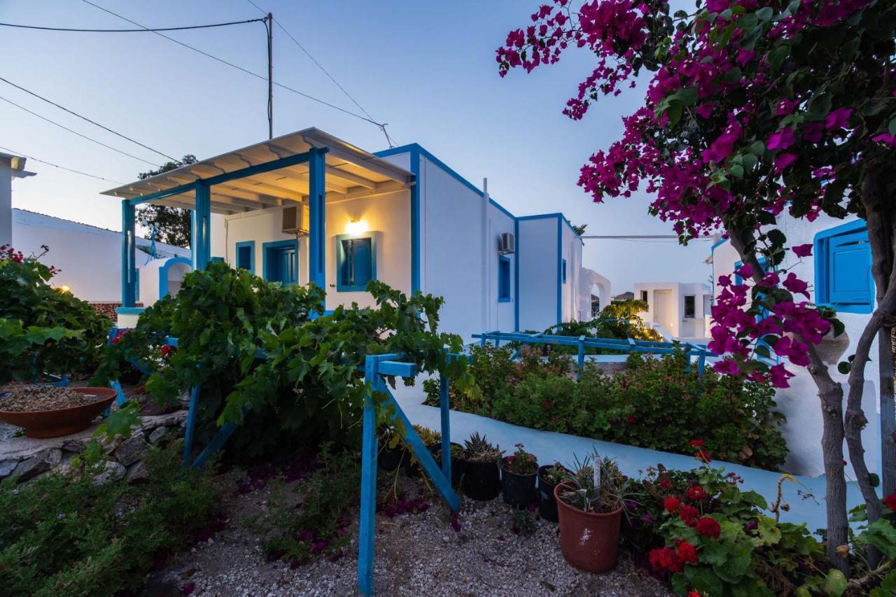 Ancient Thera Apartments Kamari  Exterior photo